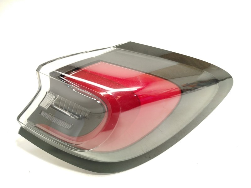PILOTO TRASERO DERECHO P1TB13404AB 2761489 