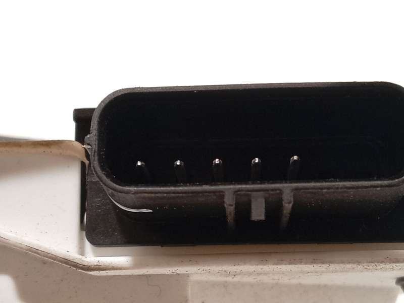 Recambio de cerradura puerta delantera izquierda para mg zs suv (azs1) 1.5 vti referencia OEM IAM 10845780 10640587 3
