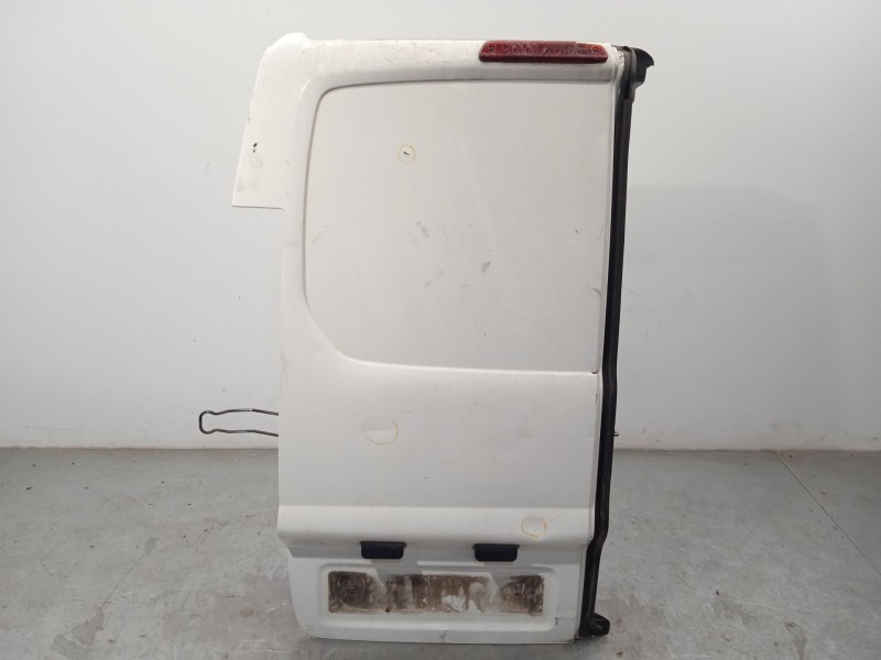 PUERTA TRASERA IZQUIERDA 8702A1 