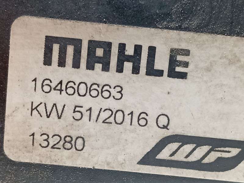 Recambio de radiador aceite para maserati levante suv (m161) 3.0 d q4 referencia OEM IAM 670009824 16460663 16466215 6