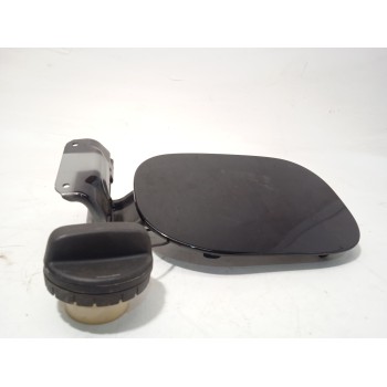 TAPA EXTERIOR COMBUSTIBLE KB7W42410 