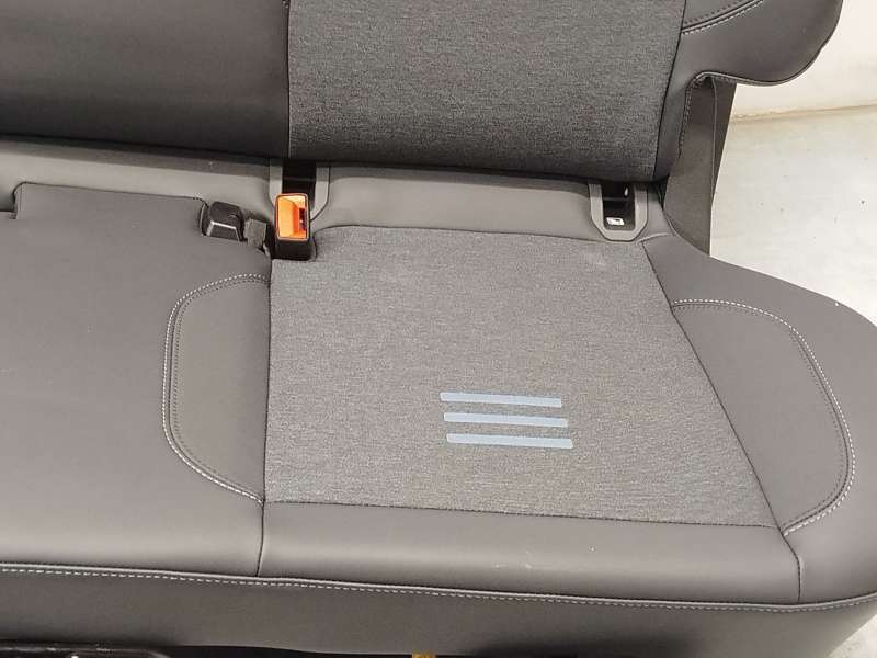 Recambio de juego asientos completo para ford tourneo courier 1.0 ecoboost referencia OEM IAM NOREF - Plata 3