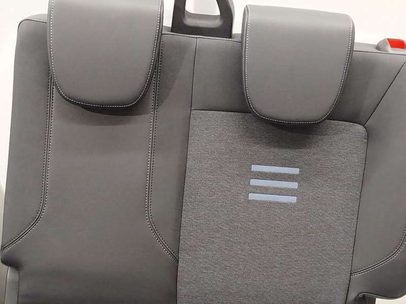 Recambio de juego asientos completo para ford tourneo courier 1.0 ecoboost referencia OEM IAM NOREF - Plata 4