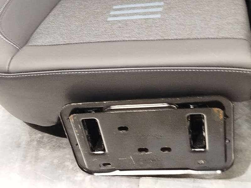 Recambio de juego asientos completo para ford tourneo courier 1.0 ecoboost referencia OEM IAM NOREF - Plata 5