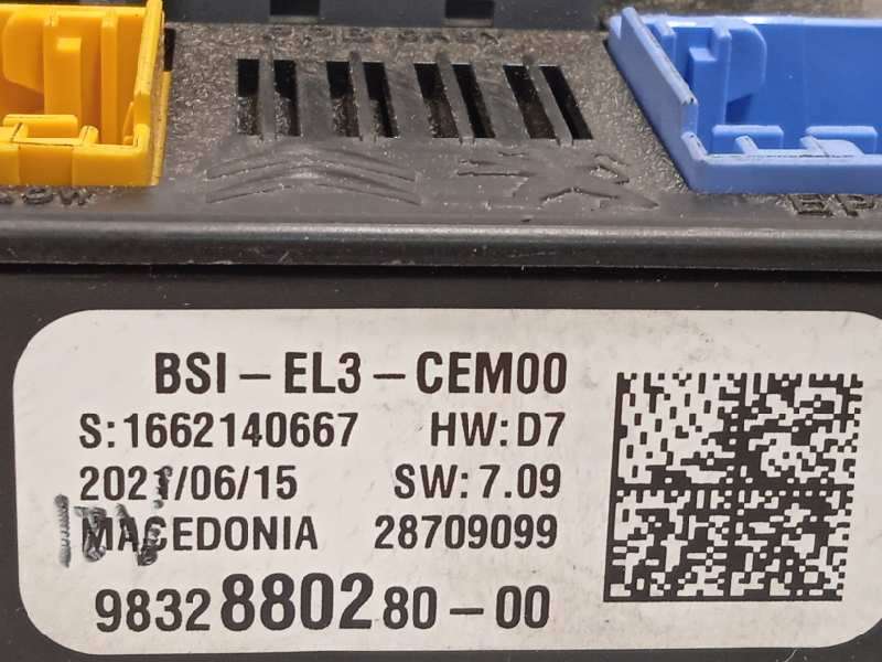 Recambio de caja reles / fusibles para opel grandland x referencia OEM IAM 9832880280 1681050580 28709099 - Blanco 4