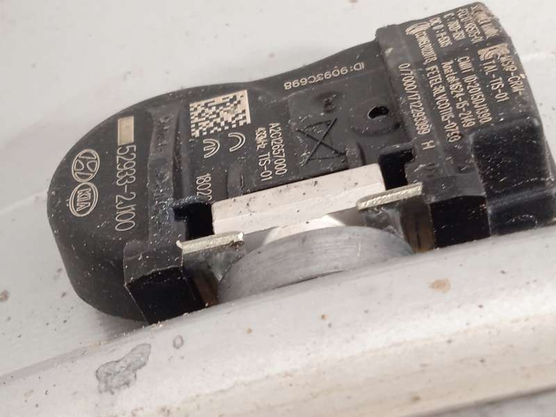 Recambio de llanta para kia carens iv van (a4) crdi referencia OEM IAM 52910A4750 4