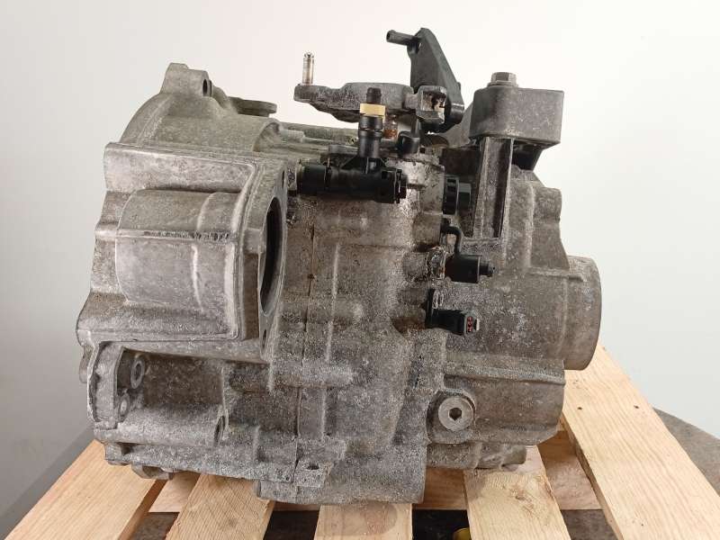 Recambio de caja cambios para volkswagen tiguan (ad1, ax1) 2.0 tdi referencia OEM IAM QZZ 0BB300043J 2