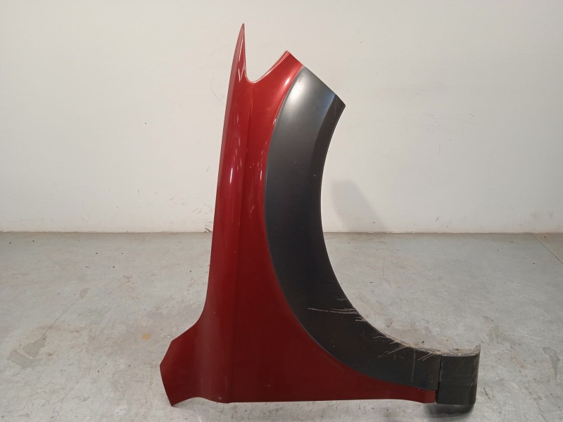 ALETA DELANTERA DERECHA 4L0821102 