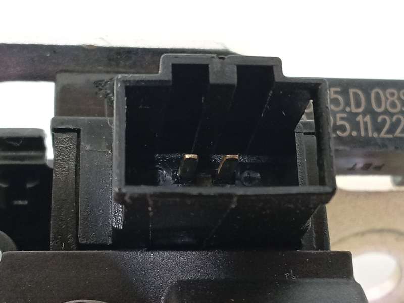 Recambio de cerradura maletero / porton para volkswagen tiguan (ad1, ax1) 2.0 tdi referencia OEM IAM 5TA827505D 5TA827505D08S 4