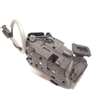 CERRADURA PUERTA DELANTERA DERECHA 5TB837016A 