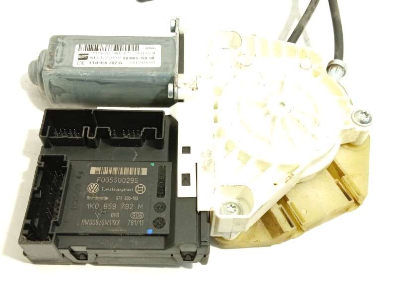 Recambio de elevalunas delantero derecho para seat leon (1p1) 1.9 tdi referencia OEM IAM 1t0959702G - Negro 4