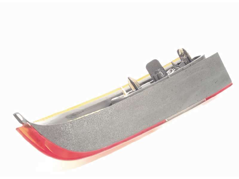 Recambio de piloto trasero izquierdo para volvo v70 familiar 2.4 diesel referencia OEM IAM 9154493  2DB00821701 2