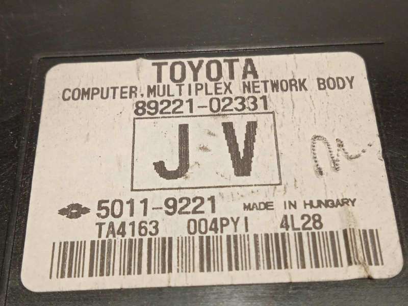 Recambio de centralita confort para toyota auris 1.8 16v (híbrido) referencia OEM IAM 8922102331  50119221 - Azul 4