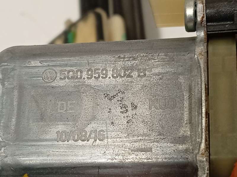 Recambio de elevalunas delantero izquierdo para volkswagen tiguan (ad1, ax1) 2.0 tdi referencia OEM IAM 5NA837461A 5Q0959802B 4