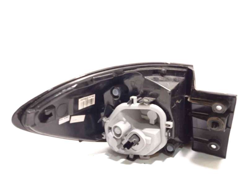 Recambio de piloto trasero derecho para renault captur dynamique referencia OEM IAM 265509762R 4