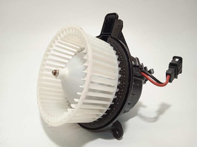 MOTOR CALEFACCION 2Q1819021 