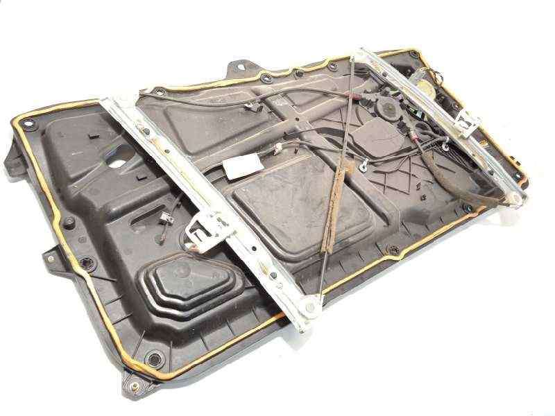 ELEVALUNAS DELANTERO DERECHO 1528041 2S5114553AA