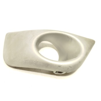 Recambio de rejilla paragolpes delantero para dacia sandero ii 1.5 dci referencia OEM IAM 261A20107R  