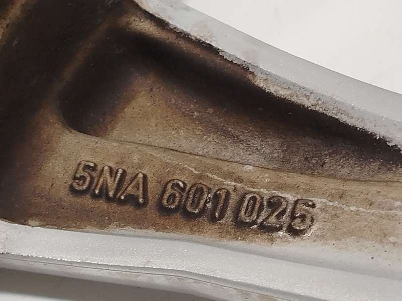 Recambio de llanta para volkswagen tiguan (ad1, ax1) 2.0 tdi referencia OEM IAM 5NA6010258Z8 6