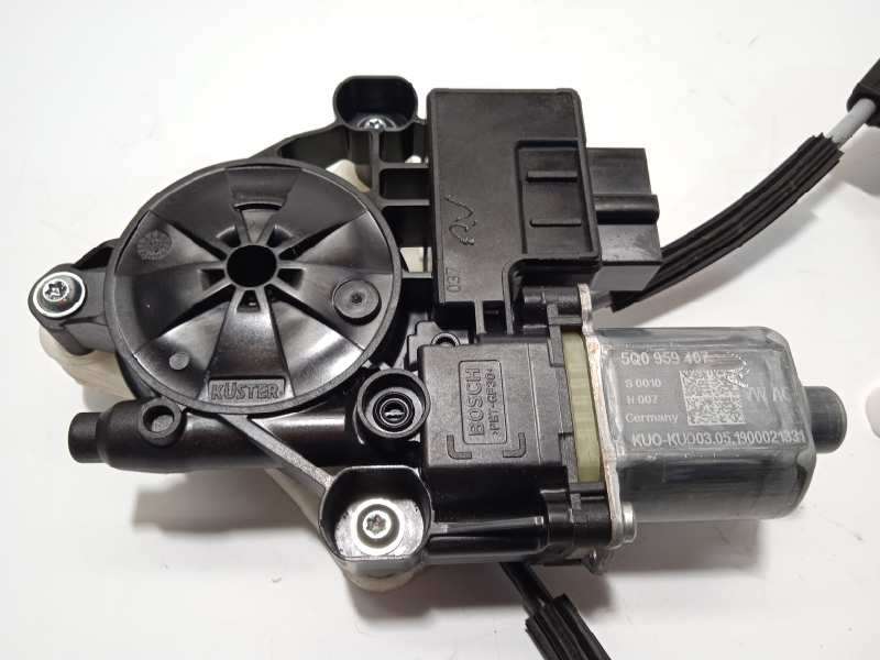Recambio de elevalunas trasero izquierdo para volkswagen polo 1.0 referencia OEM IAM 2G6839461C  5Q0959407 3