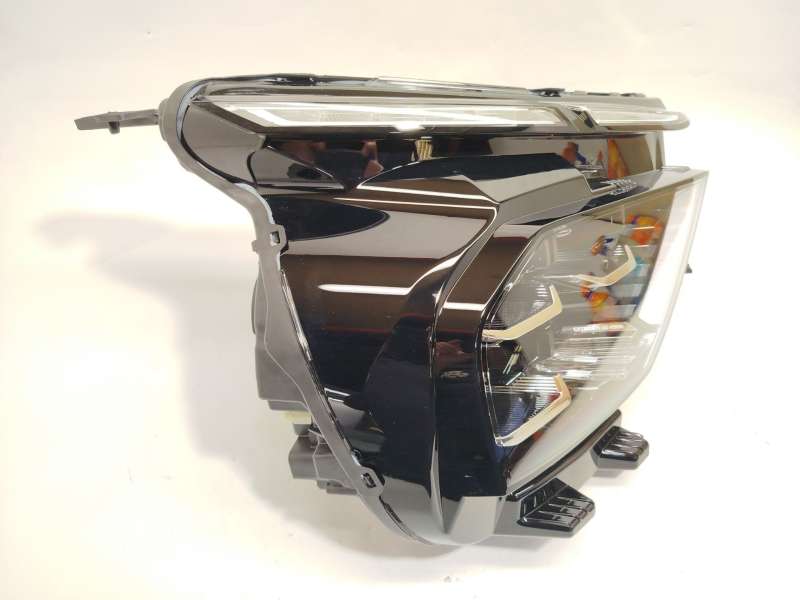 Recambio de faro derecho para citroën c4 iii 1.2 referencia OEM IAM 9830649280  73374698 3