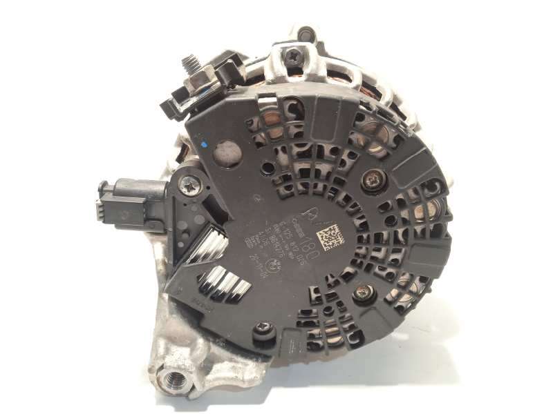 Recambio de alternador para bmw serie 1 lim. (f20/f21) m140i referencia OEM IAM 8614276 12318614276 0125812026 4
