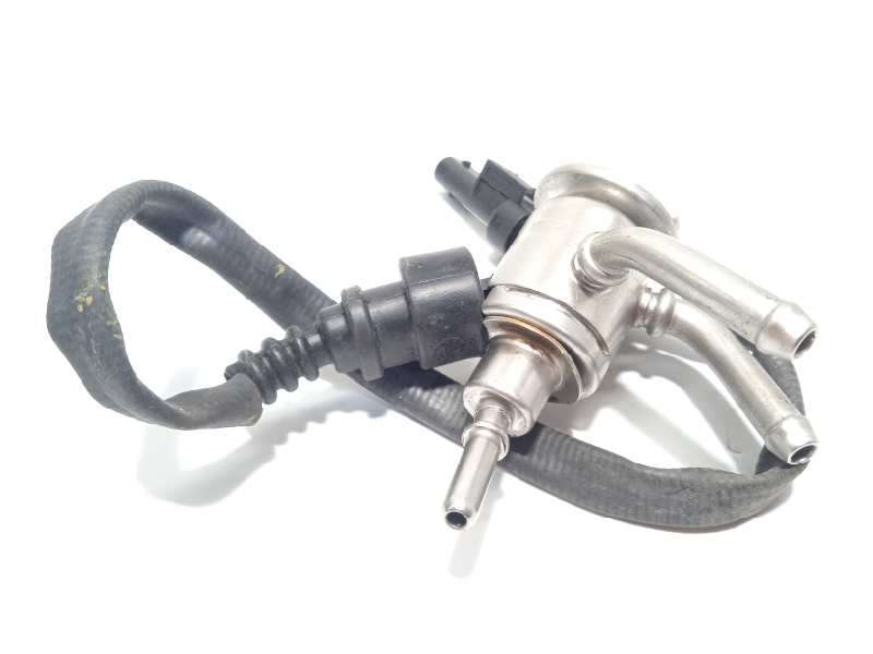 Recambio de inyector para bmw serie 1 lim. (f20/f21) m140i referencia OEM IAM 11788471352 2