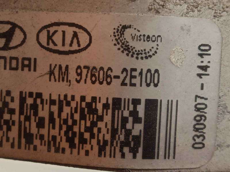 Recambio de condensador / radiador aire acondicionado para kia sportage 2.0 cat referencia OEM IAM 976062E100 4