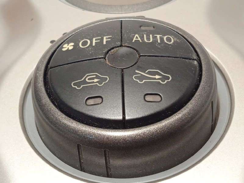 Recambio de mando climatizador para toyota yaris (ksp9/scp9/nlp9) básico referencia OEM IAM 559000D210 - Gris 5