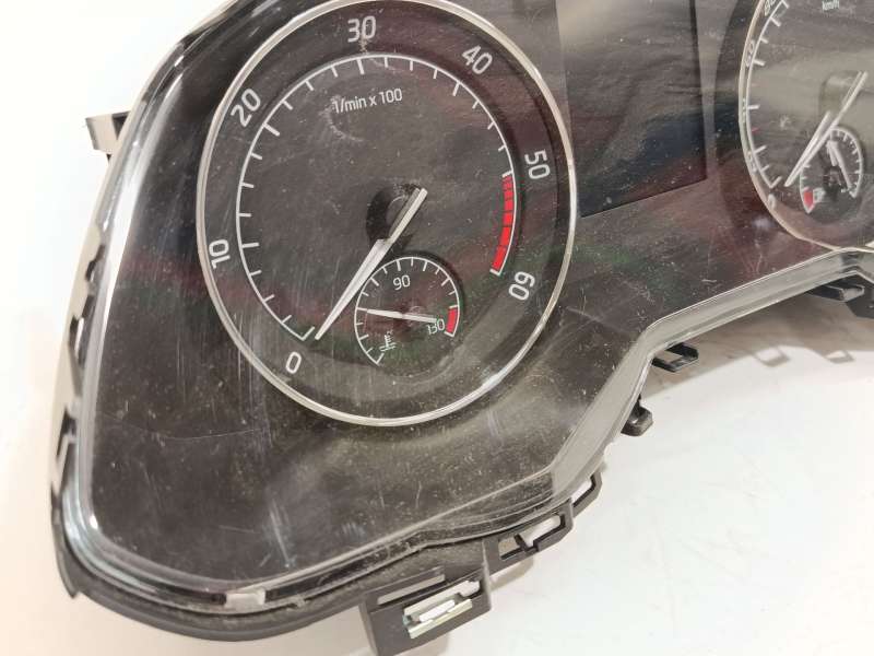 Recambio de cuadro instrumentos para skoda superb iii station wagon (3v5) 2.0 tdi referencia OEM IAM 3V0920751 3