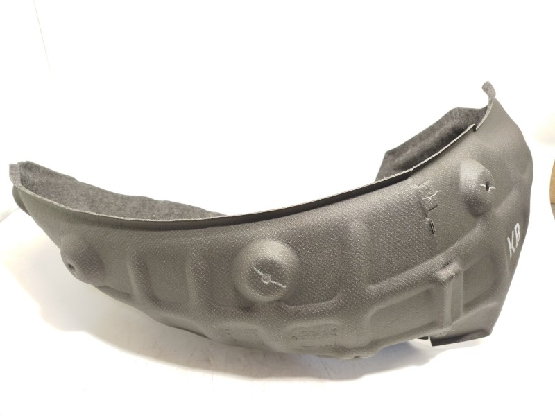 PASO DE RUEDA TRASERO DERECHO KB7W561H1A 