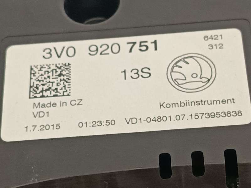 Recambio de cuadro instrumentos para skoda superb iii station wagon (3v5) 2.0 tdi referencia OEM IAM 3V0920751 6