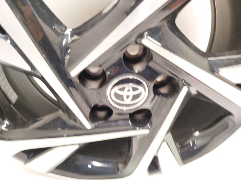 Recambio de llanta para toyota c-hr (_x1_) 1.8 hybrid (zyx10_, zyx11_) referencia OEM IAM 42611YP360 - Plata 4
