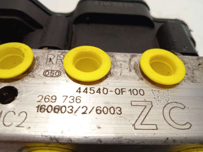 Recambio de abs para toyota verso advance referencia OEM IAM 445400F100 2265106455 269736 6