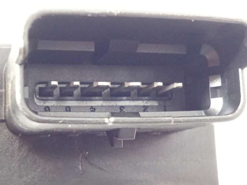 Recambio de elevalunas delantero izquierdo para peugeot 3008 ii suv (mc_, mr_, mj_, m4_) 1.6 thp 165 (m45gyw, m45gzw, m45gyv) re - Azul 3