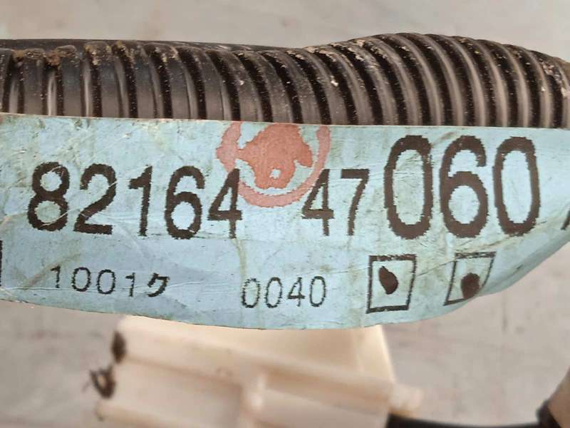 Recambio de modulo electronico para toyota prius (nhw20) 1.5 cat referencia OEM IAM 8216447060 - Blanco 4