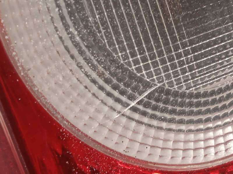 Recambio de piloto trasero derecho para nissan micra (k12e) acenta referencia OEM IAM B6550AX720  26550AX720 - Blanco 2