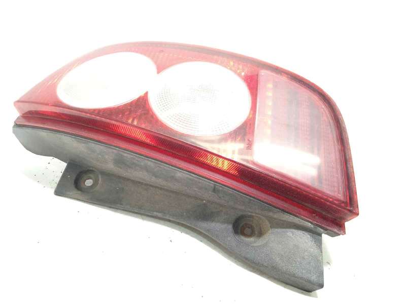 Recambio de piloto trasero derecho para nissan micra (k12e) acenta referencia OEM IAM B6550AX720  26550AX720 - Blanco 3