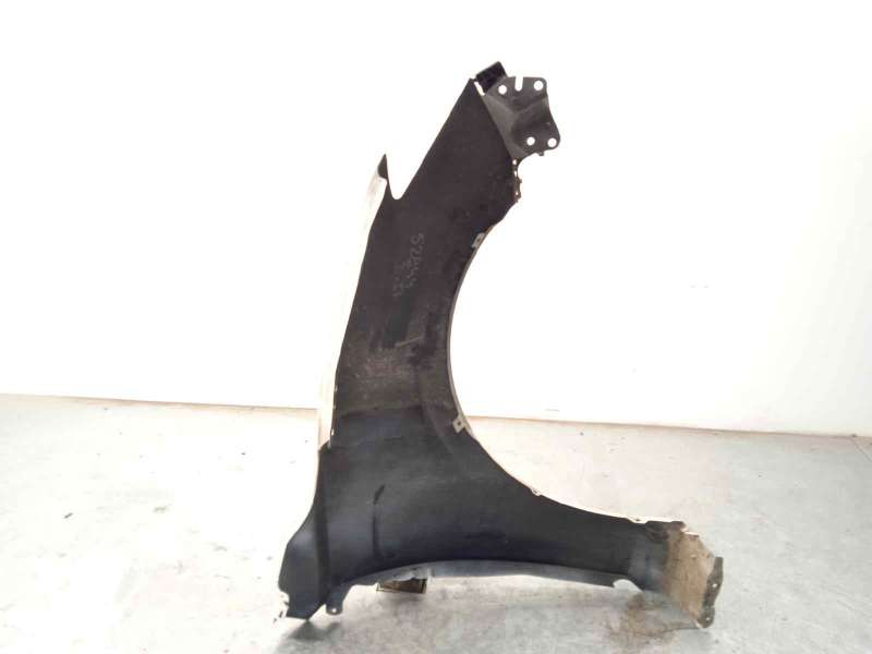 Recambio de aleta delantera izquierda para mazda 3 lim. () 2.2 turbodiesel cat referencia OEM IAM B45A52211B - Blanco 3