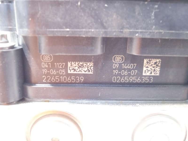 Recambio de abs para peugeot 3008 gt line referencia OEM IAM 9812786180 2265106539 970025 6