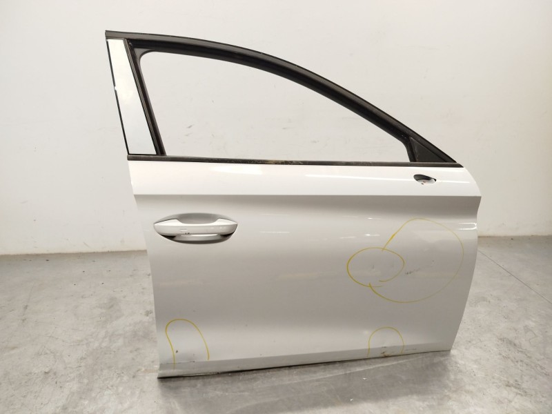 PUERTA DELANTERA DERECHA 5FA831052B 