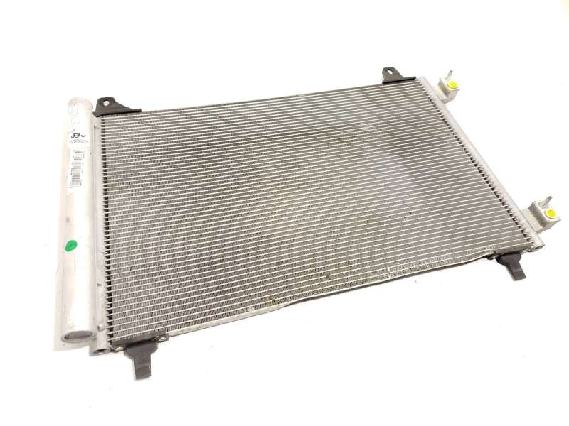 Recambio de condensador / radiador aire acondicionado para peugeot 2008 ii (ud_, us_, uy_, uj_, ur_, uc_) 1.2 puretech 100 refer - Negro