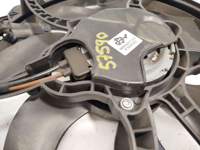 Recambio de electroventilador para peugeot 2008 ii (ud_, us_, uy_, uj_, ur_, uc_) 1.2 puretech 100 referencia OEM IAM 9827752980 - Negro 2