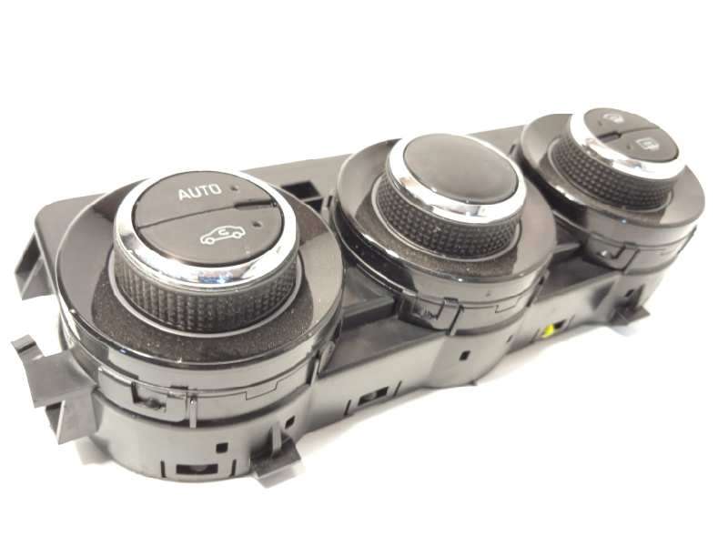 Recambio de mando climatizador para opel corsa e s-d / cadra12 / bx2e6ah7j5 referencia OEM IAM 13468064  1700271001 - Blanco