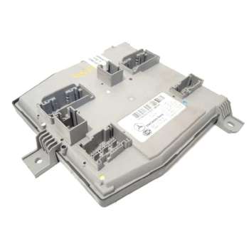 CAJA RELES / FUSIBLES A2139003711 5DK010776
