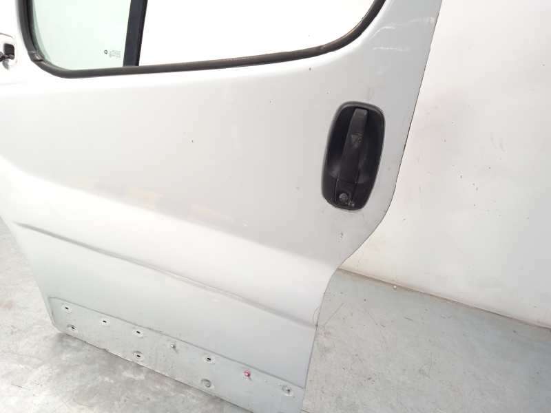 Recambio de puerta delantera izquierda para nissan primastar (x..) 2.0 dci diesel referencia OEM IAM 8010100Q0C - Blanco 2