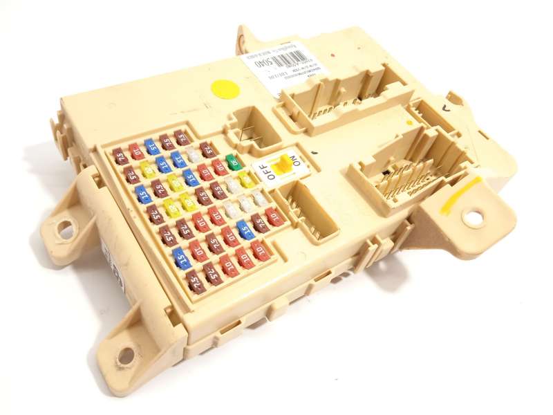 CAJA RELES / FUSIBLES 91955A5040 