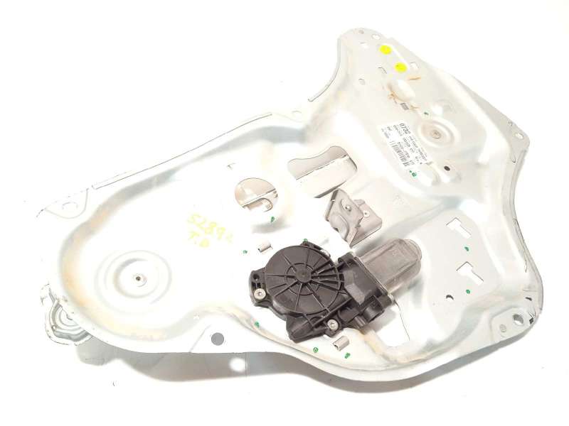 ELEVALUNAS TRASERO DERECHO 834802Y010 814202Y010
