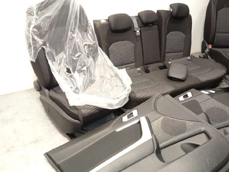 Recambio de juego asientos completo para kia xceed 1.0 tgdi cat referencia OEM IAM 88500J7040 88600J7000 89400J7020AZL - Blanco 3