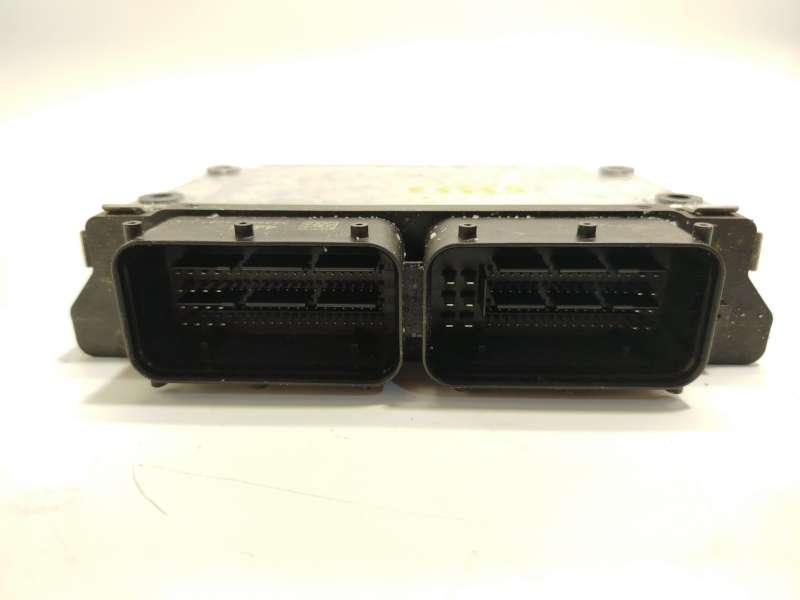 Recambio de centralita motor uce para kia stonic (ybcuv) 1.2 cat referencia OEM IAM 3910608444 - Gris 3